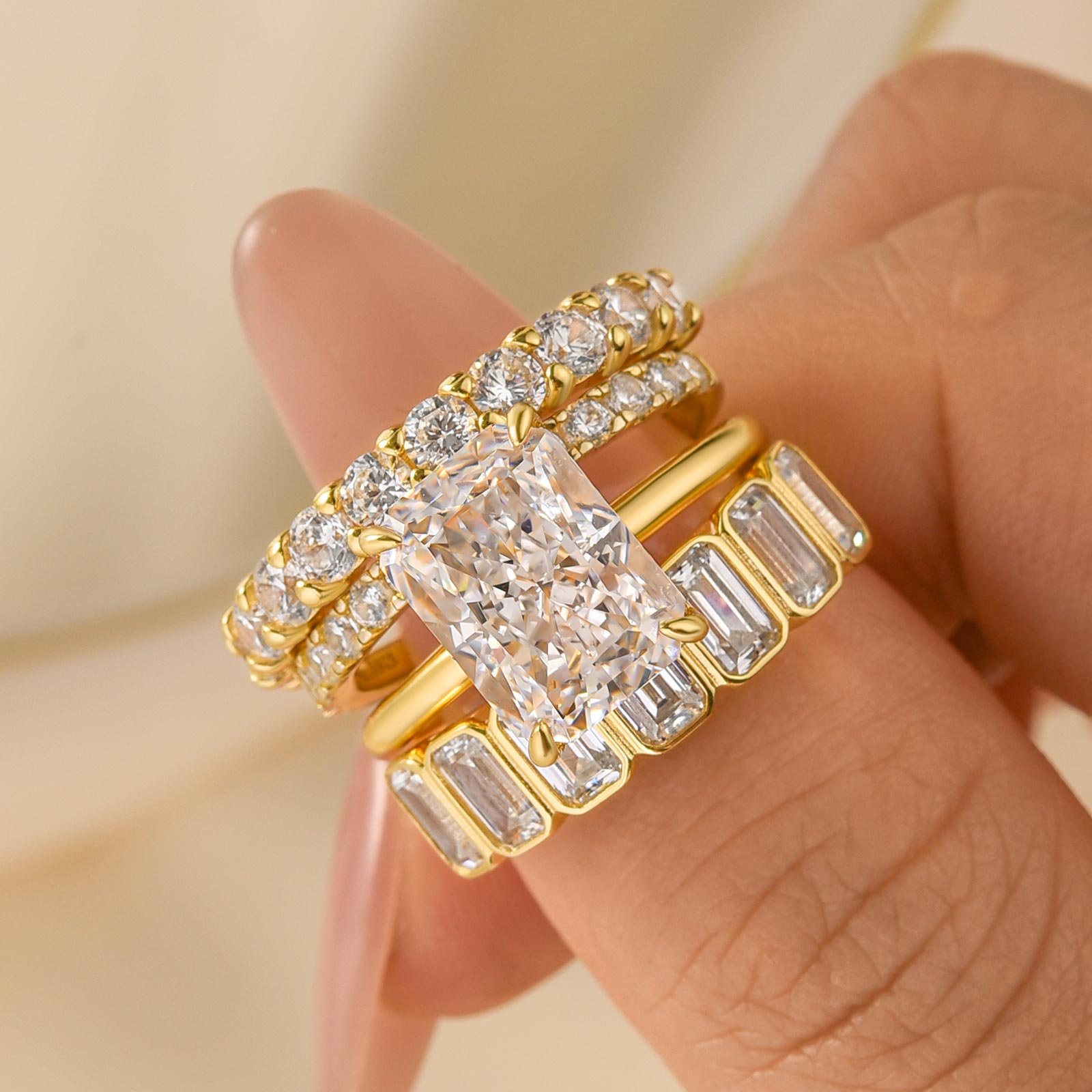 4PC Radiant Cut Wedding Ring Set Simulated Diamond Engagement Ring With Classic Wedding Band