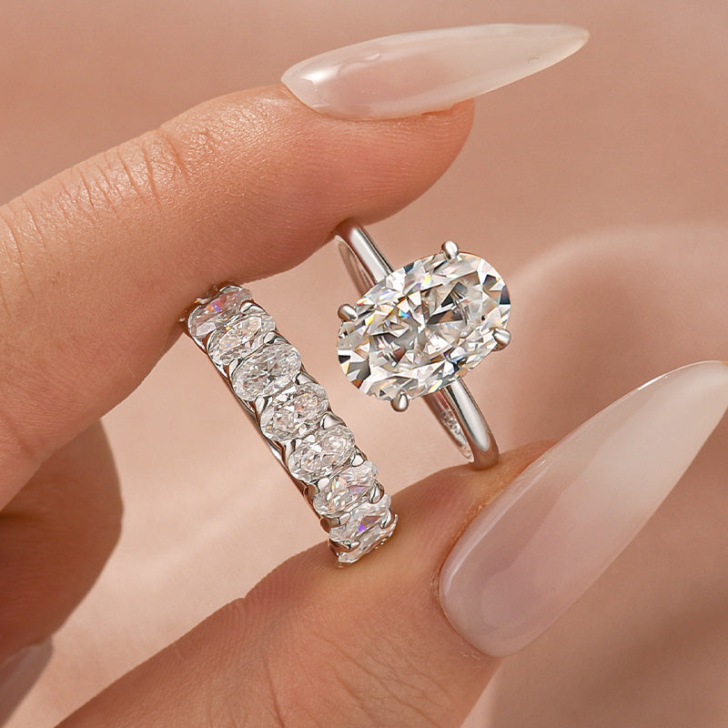 Moissanite 4.0Ct Solitaire Oval Cut Engagement Ring with Half Oval Cut Wedding Band