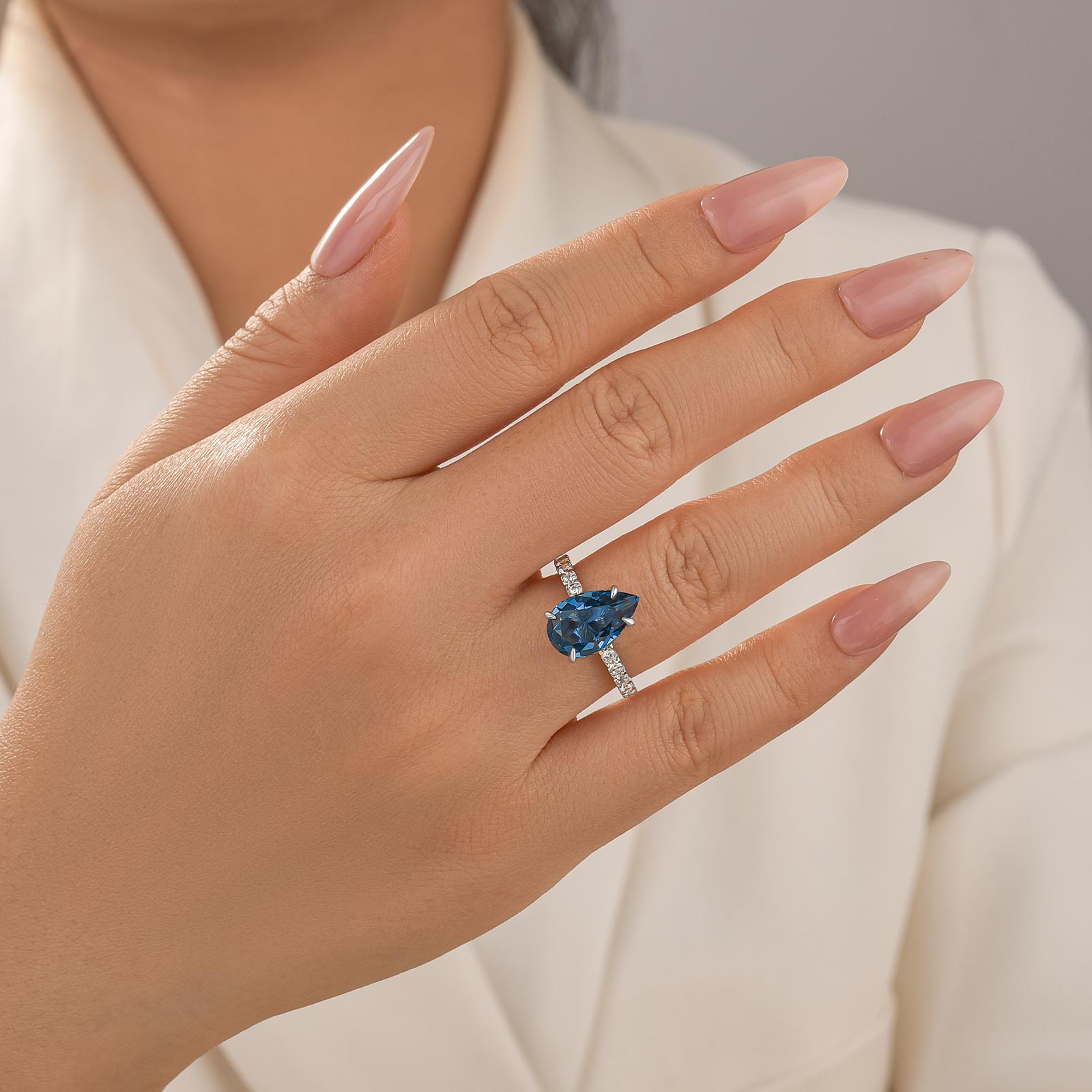 HNJ Jewels Unique 3.0 Carat Pear Cut Blue Sapphire Engagement Ring In Sterling Silver