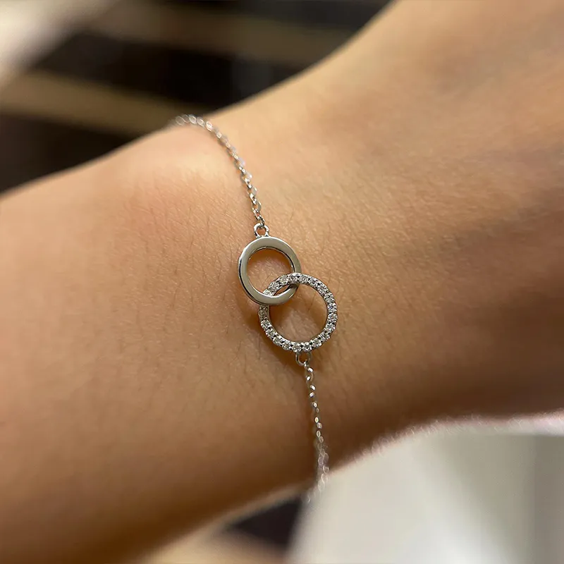 HNJ Jewels Moissanite Möbiusband Bracelet