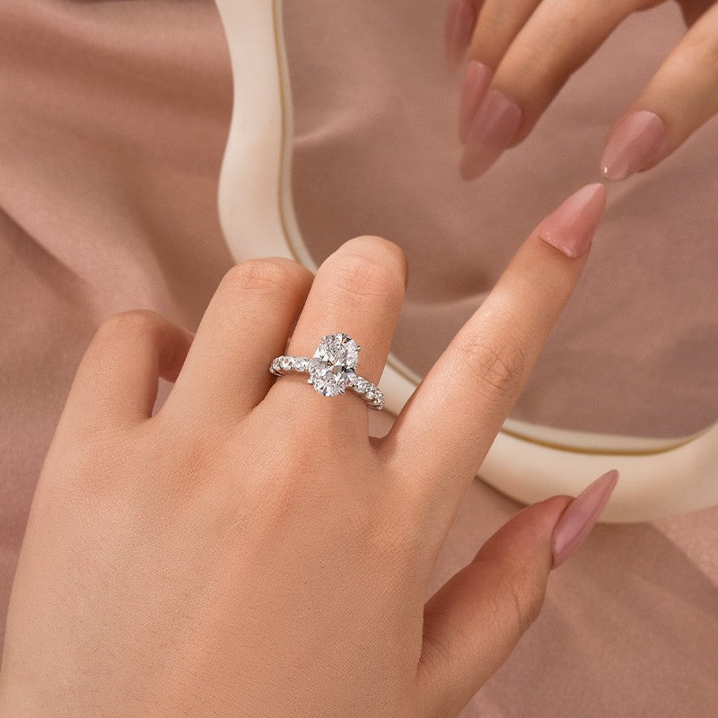Luxe 4.0Ct Oval Cut Engagement Ring In Sterling Silver For Women