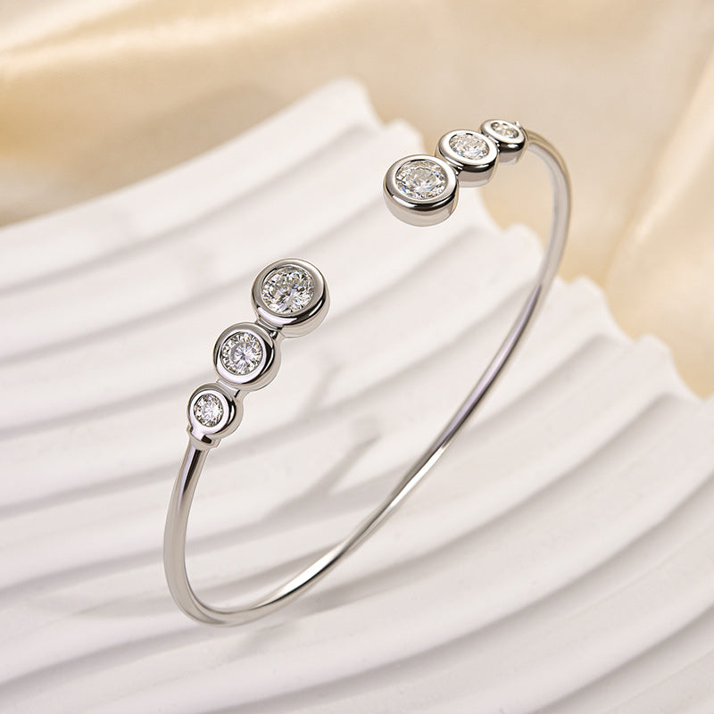 HNJ Jewels Moissanite Bezel Round Cut Open Bracelet