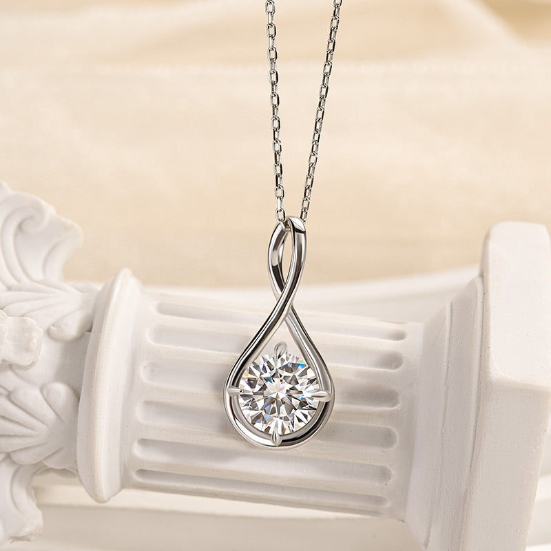 HNJ Jewels Special Moissanite Twist Round Cut Pendant Necklace In Sterling Silver