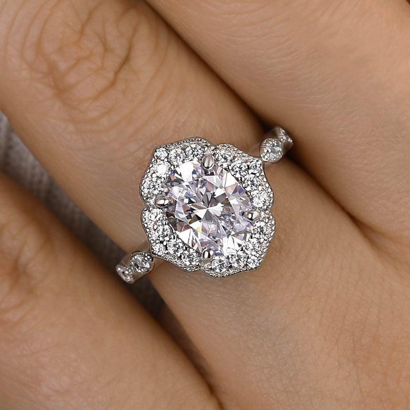 HNJ Jewels Vintage Halo Oval Cut Engagement Ring In Sterling Silver