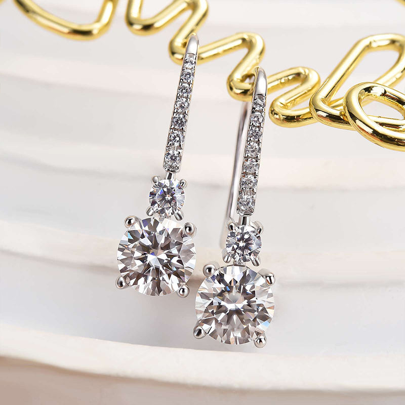 HNJ Jewels Moissanite Classic Round Cut Stud Earrings