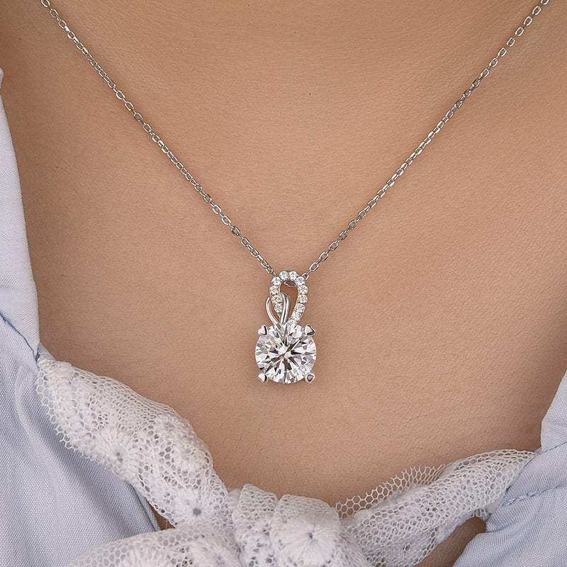 HNJ Jewels Unique Round Cut White Sapphire Necklace In Sterling Silver