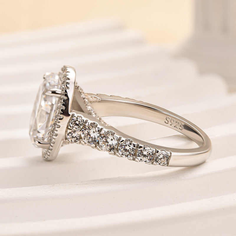 HNJ Jewels Vintage Halo Oval Cut Engagement Ring