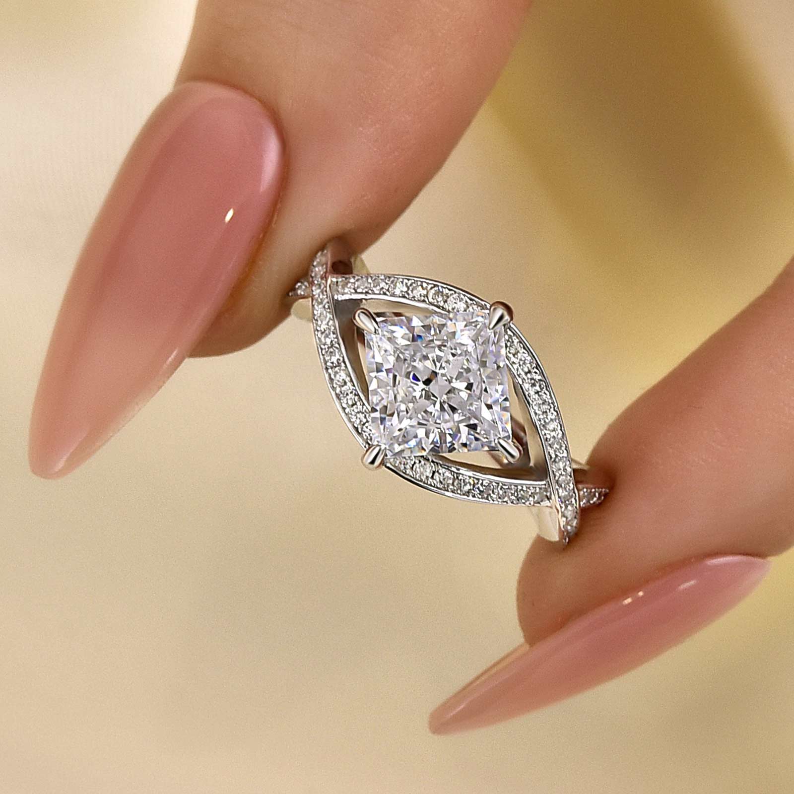 HNJ Jewels Unique 2.0 Carat Princess Cut Engagement Ring For Women