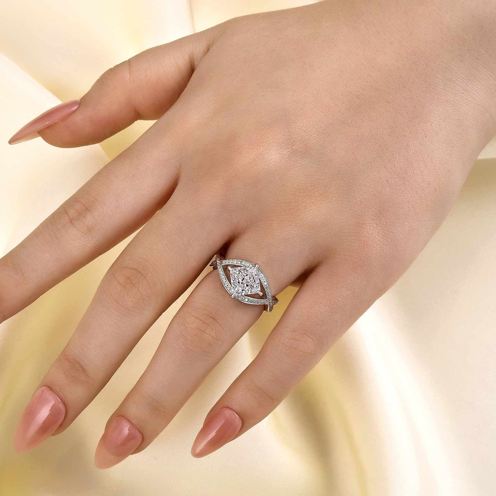 HNJ Jewels Unique 2.0 Carat Princess Cut Engagement Ring For Women