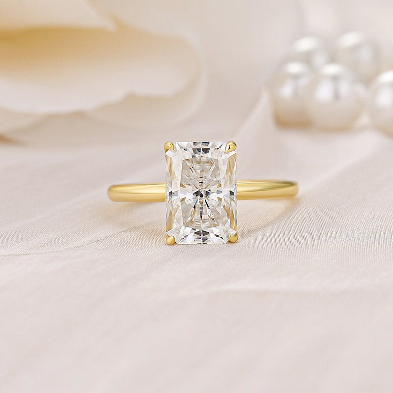 Moissanite 3.5Ct Radiant Cut Engagement Ring In Sterling Silver