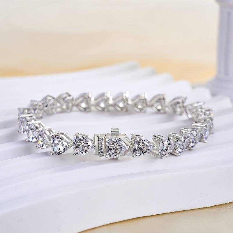 HNJ Jewels Stunning Heart Cut Bracelet for Women In White Gold