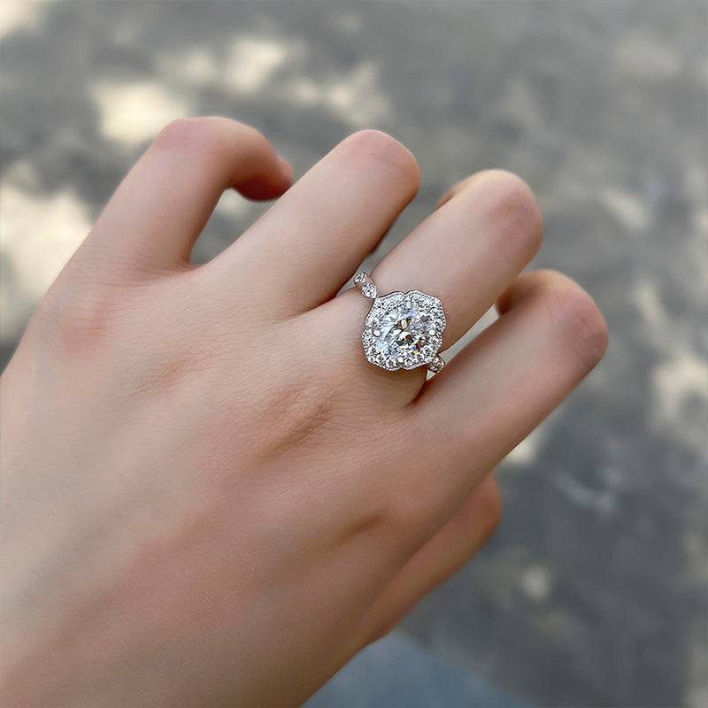 HNJ Jewels Vintage Halo Oval Cut Engagement Ring In Sterling Silver